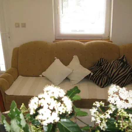 Semesterbostad Kuca Za Odmor Tomic *